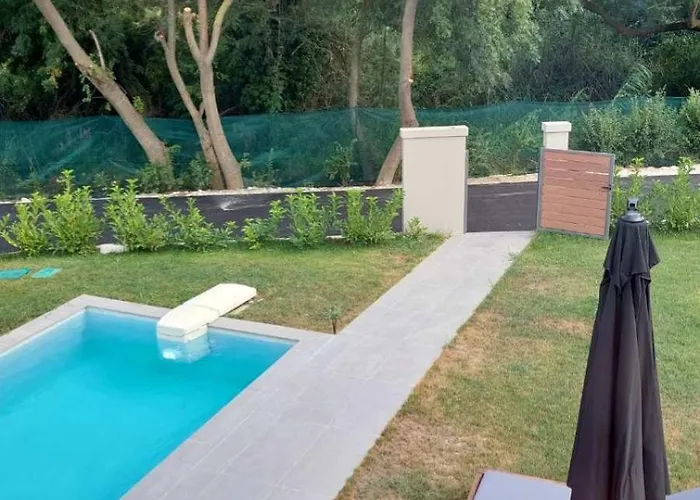 Mythical Olympus Mare Seaside Pool *